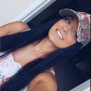 Meet your Posher, Kyra